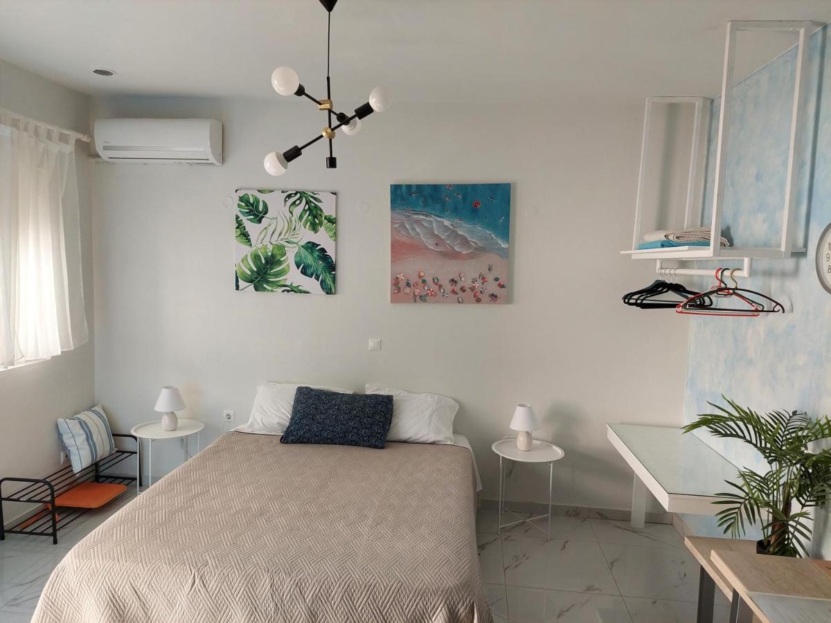 The Sky Yard Eclectic Studios Rhodes City Exterior foto